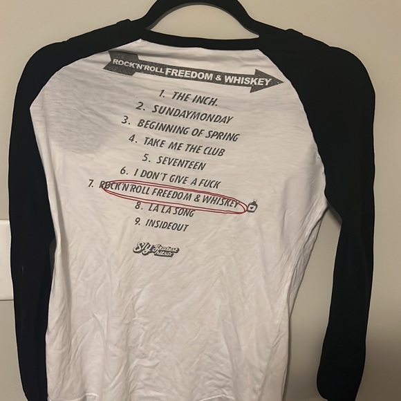 VTG a band T shirt size small - Picture 2 of 3